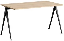 Hay Pyramid Table 01