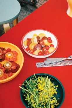 Hay Sobremesa Serving Bowl -Hay Outlet Store W HAY 2545576 100332940 white red v3