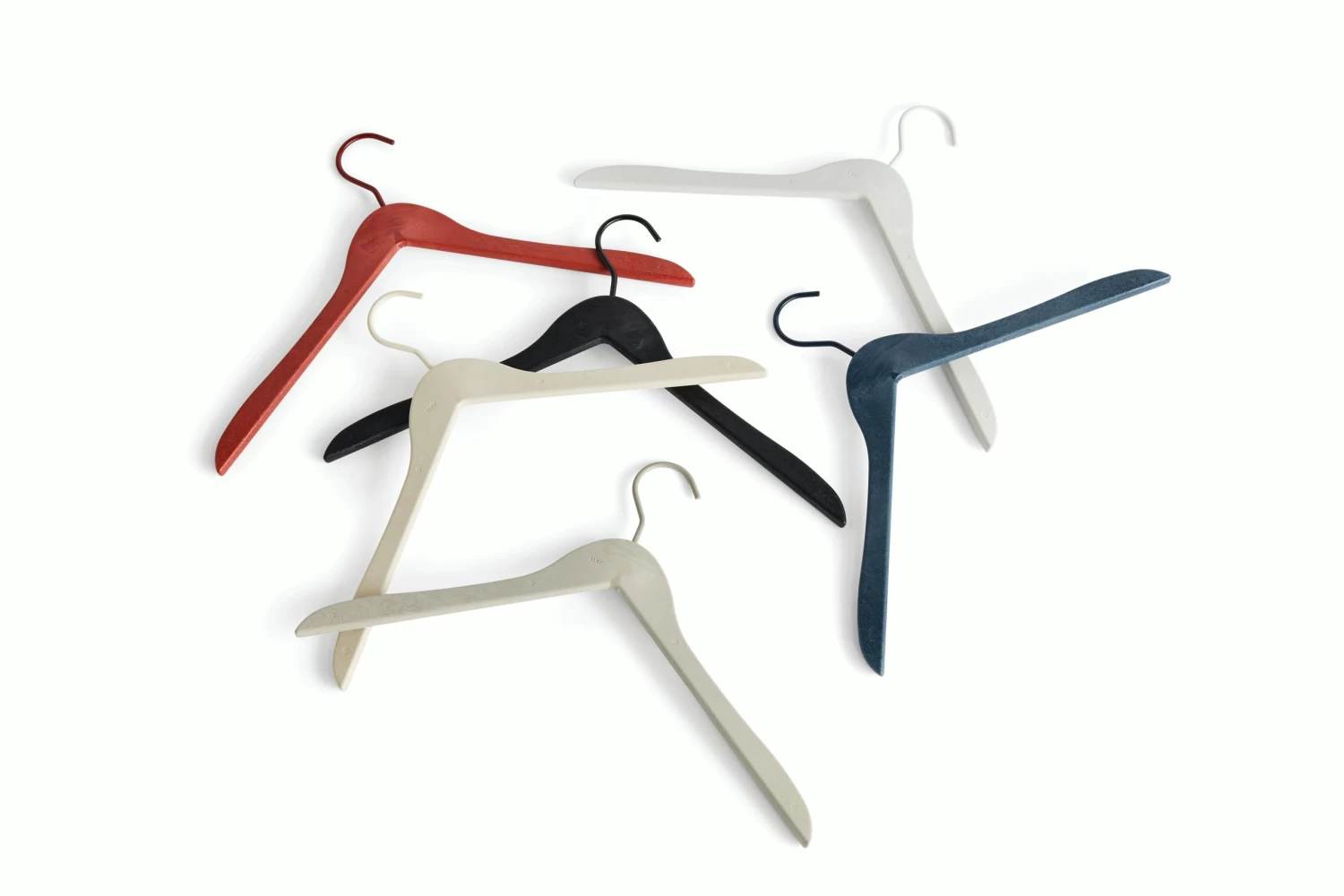 Hay Recycled Coat Hanger, Set Of 4 3 Hay Recycled Coat Hanger, Set Of 4 - Image 3