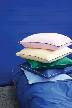 Hay Outline Pillowcase 9 Hay Outline Pillowcase -Hay Outlet Store W HAY 2553623 100374005 family v2